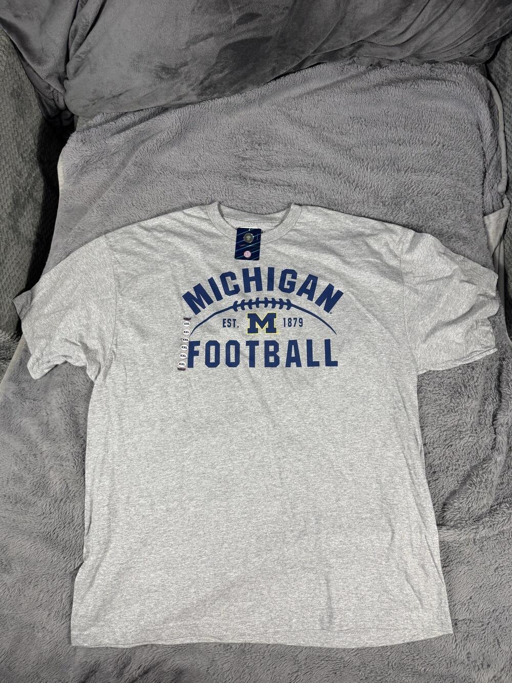Michigan Wolverines Shirt Mens 2XL Gray NCAA Football Champs Sports Graphic Tee